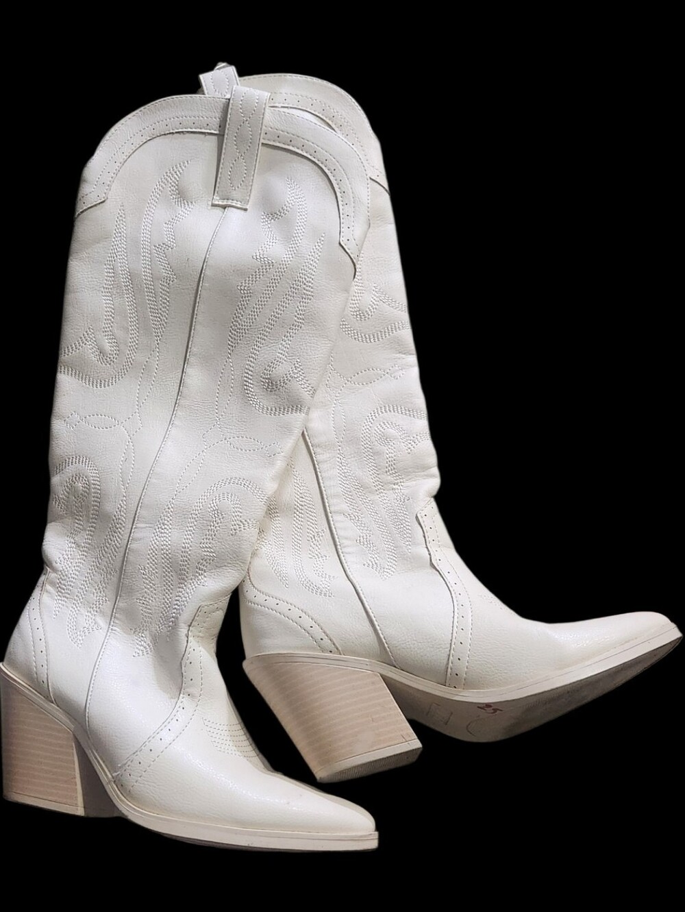 Sugar Kammy Western Boots in ivory Size 7